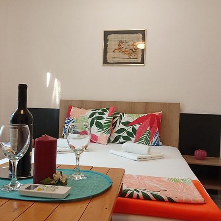 Apartments And Rooms Bova Baška Екстериор снимка